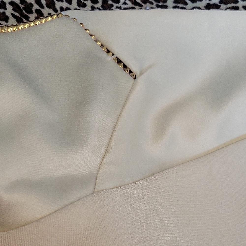 Chic Cache Cream Diamond (faux) & Leopard Accent Blazer & Skirt 2 Piece Set - Picture 16 of 16